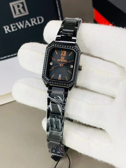Reward-Inspired Elegance for Women,Black Chain Edition