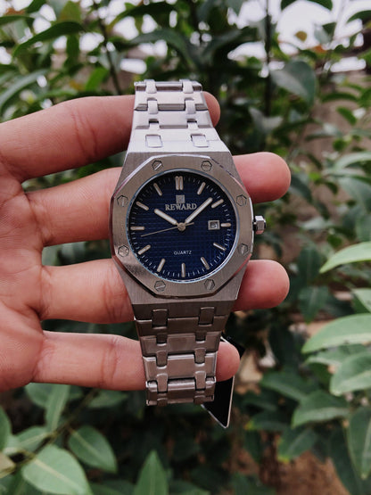 Luxury Redefined – TimeAura Premium Watch